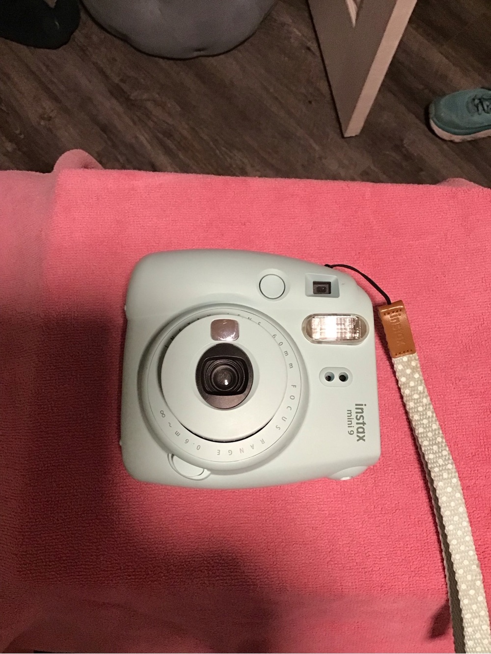 Fujifilm Instax Mini 9 Instant Camera - Mint Green with Beige Strap